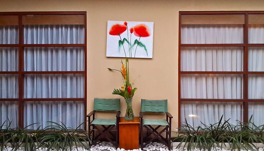 The Vie Villa Legian Экстерьер фото
