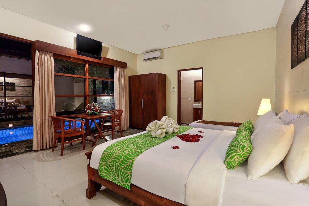 The Vie Villa Legian Экстерьер фото